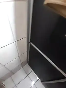 recemlargado online show from November 19, 2025, 9:48 pm