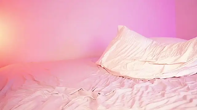 ghoulbunny online show from April 21, 2026, 1:42 am