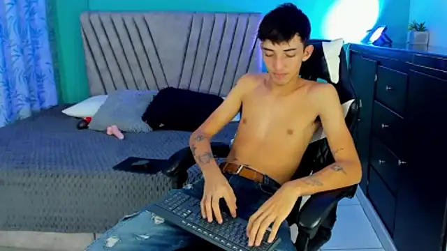 Maikol Ortiz online show from March 4, 2026, 12:24 pm