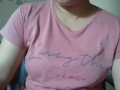 Snapshot of rekha_09 chatting on October 5, 2025, 6:59 am rekha 09 online show from October 5, 2025, 6:59 am