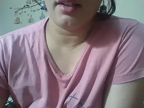 Snapshot of rekha_09 chatting on September 23, 2025, 2:40 am rekha 09 online show from September 23, 2025, 2:40 am