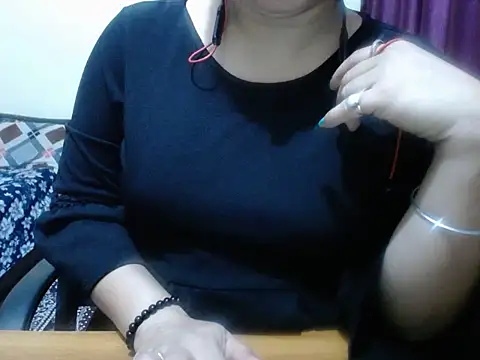 Snapshot of rekha_09 chatting on November 27, 2025, 5:19 am rekha 09 online show from November 27, 2025, 5:19 am