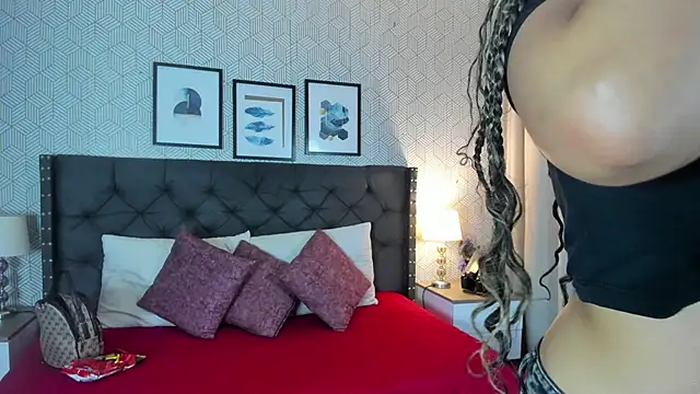 Snapshot of sophie__blare chatting on July 21, 2026, 7:04 pm sophie blare online show from July 21, 2026, 7:04 pm