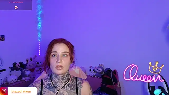 Snapshot of blazed_vixen chatting on February 22, 2026, 12:13 am blazed vixen online show from February 22, 2026, 12:13 am