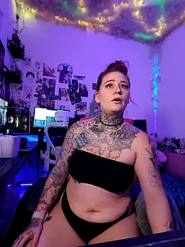 blazed vixen online show from May 4, 2026, 12:03 am