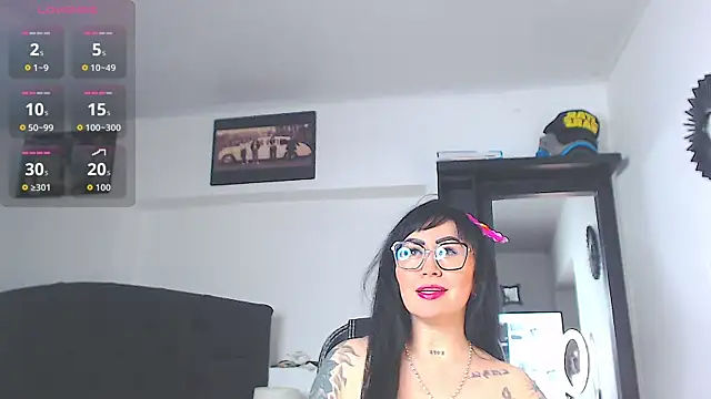 Vicky hotmilf online show from April 20, 2026, 11:13 am