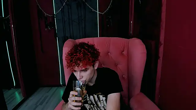 Snapshot of Blaiz_Vok chatting on October 26, 2025, 4:29 pm Blaiz Vok online show from October 26, 2025, 4:29 pm