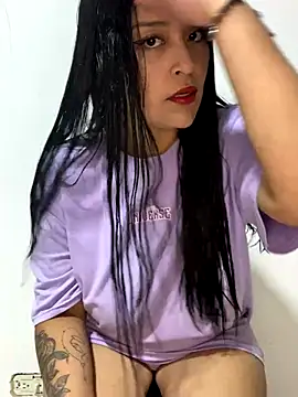 Snapshot of Aurora_fire1 chatting on November 1, 2025, 10:58 pm Aurora fire1 online show from November 1, 2025, 10:58 pm