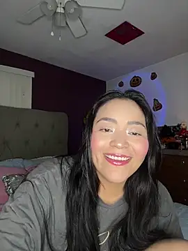 Snapshot of MyHoneyFrida chatting on November 5, 2025, 3:31 am MyHoneyFrida online show from November 5, 2025, 3:31 am