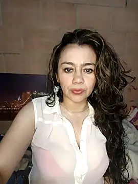 sexy-latina1 online show from October 21, 2025, 3:00 pm