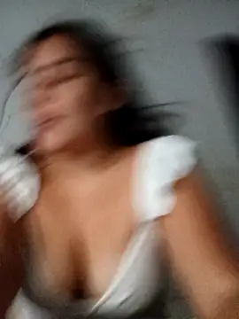 Snapshot of chloe_90 chatting on December 14, 2025, 10:26 pm chloe 90 online show from December 14, 2025, 10:26 pm