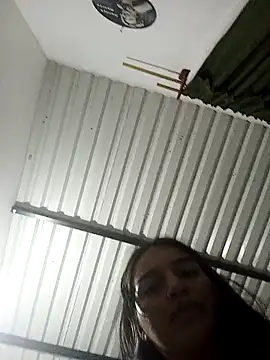 Snapshot of chloe_90 chatting on October 27, 2025, 11:49 pm chloe 90 online show from October 27, 2025, 11:49 pm