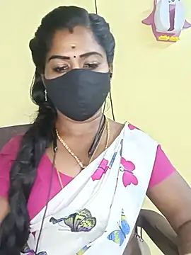 Snapshot of tamilammukuttyy chatting on July 22, 2026, 5:26 pm tamilammukuttyy online show from July 22, 2026, 5:26 pm