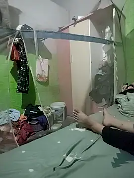 Snapshot of Tin_tanny chatting on October 26, 2025, 2:39 pm Tin tanny online show from October 26, 2025, 2:39 pm