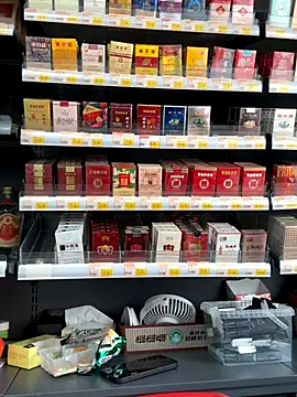 dajiba4718 online show from December 1, 2025, 5:08 am