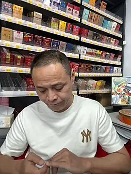 dajiba4718 online show from November 10, 2025, 11:37 am