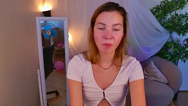 Snapshot of Kim__Possible__ chatting on September 9, 2025, 8:35 am Kim Possible online show from September 9, 2025, 8:35 am