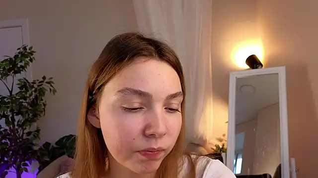 Snapshot of Kim__Possible__ chatting on September 17, 2025, 7:21 am Kim Possible online show from September 17, 2025, 7:21 am