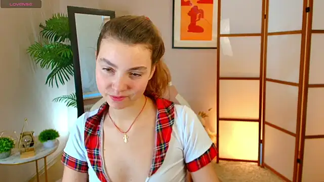 Snapshot of Kim__Possible__ chatting on October 10, 2025, 7:09 am Kim Possible online show from October 10, 2025, 7:09 am