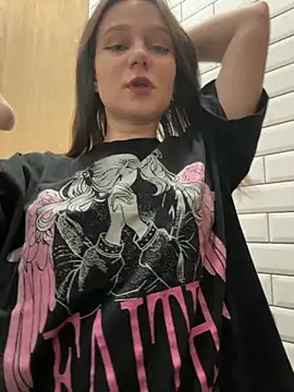 MiniVi online show from September 18, 2025, 4:26 am