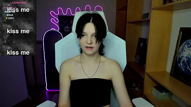 Snapshot of AudreyyKim chatting on November 2, 2025, 11:15 am AudreyyKim online show from November 2, 2025, 11:15 am