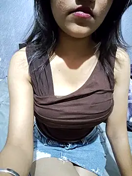 Snapshot of queen_visakha chatting on March 27, 2026, 2:18 pm queen visakha online show from March 27, 2026, 2:18 pm