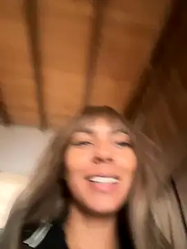 GiorgiaLuxee online show from November 5, 2025, 9:07 pm