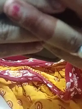 Snapshot of desi_boudi87 chatting on March 4, 2026, 6:04 pm desi boudi87 online show from March 4, 2026, 6:04 pm