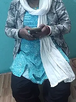 Snapshot of desi_boudi87 chatting on January 7, 2026, 9:58 am desi boudi87 online show from January 7, 2026, 9:58 am