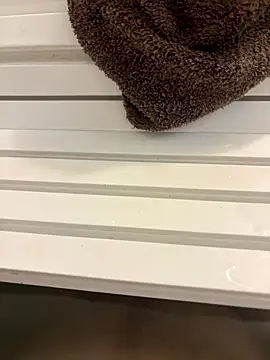 Snapshot of sukebegorilla chatting on October 28, 2025, 4:39 pm sukebegorilla online show from October 28, 2025, 4:39 pm