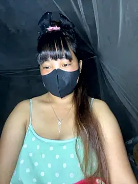 Snapshot of delwyn- chatting on November 10, 2025, 4:12 pm delwyn- online show from November 10, 2025, 4:12 pm