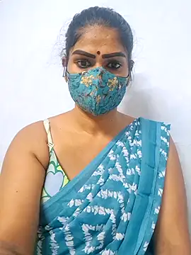 Snapshot of sherlin24 chatting on October 1, 2025, 2:32 pm sherlin24 online show from October 1, 2025, 2:32 pm