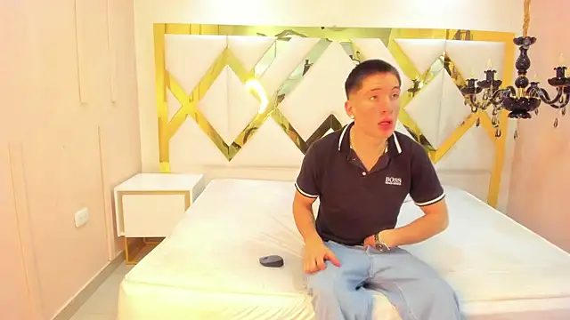 HunterHeat  online show from September 13, 2025, 11:32 am