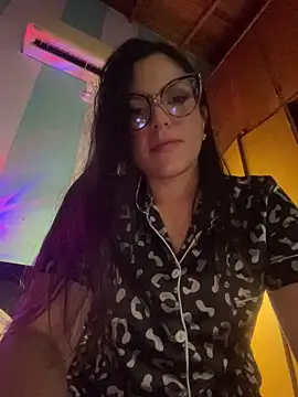 Snapshot of alilith chatting on November 23, 2025, 3:22 pm alilith online show from November 23, 2025, 3:22 pm