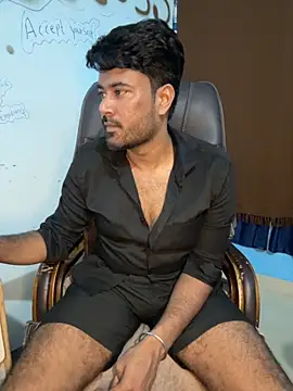 Snapshot of MeekBatgirl chatting on November 13, 2025, 4:22 pm MeekBatgirl online show from November 13, 2025, 4:22 pm