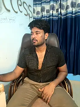 Snapshot of MeekBatgirl chatting on November 25, 2025, 3:01 pm MeekBatgirl online show from November 25, 2025, 3:01 pm