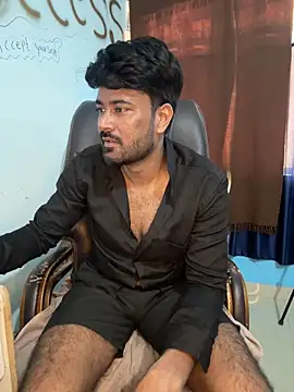 Snapshot of MeekBatgirl chatting on November 10, 2025, 7:35 am MeekBatgirl online show from November 10, 2025, 7:35 am