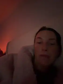 Remirosee online show from February 4, 2026, 10:05 pm