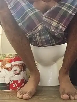 Snapshot of moneybaggtj chatting on December 3, 2025, 4:17 pm moneybaggtj online show from December 3, 2025, 4:17 pm