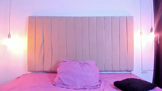 Snapshot of escar_let chatting on January 8, 2026, 3:01 am escar let online show from January 8, 2026, 3:01 am