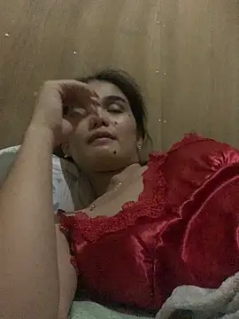 Snapshot of AngelHille chatting on September 12, 2025, 6:51 pm AngelHille online show from September 12, 2025, 6:51 pm