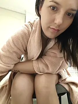 Snapshot of Sakura_2000 chatting on October 18, 2025, 10:45 pm Sakura 2000 online show from October 18, 2025, 10:45 pm