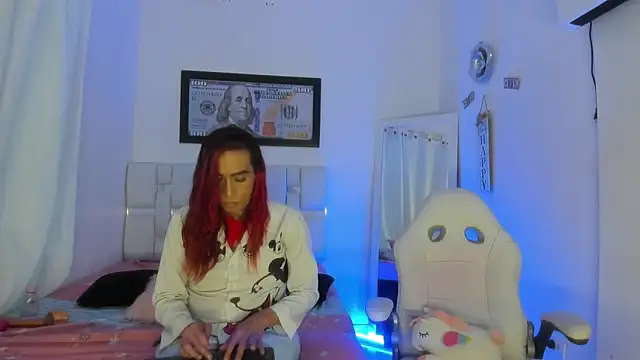 Snapshot of MissDiabla_ chatting on February 16, 2026, 1:43 pm MissDiabla online show from February 16, 2026, 1:43 pm