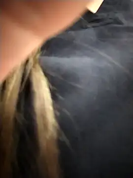 Snapshot of Madisson-04_ chatting on September 16, 2025, 1:01 pm Madisson-04 online show from September 16, 2025, 1:01 pm