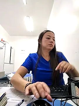 Snapshot of Madisson-04_ chatting on October 25, 2025, 7:58 pm Madisson-04 online show from October 25, 2025, 7:58 pm