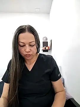 Snapshot of Madisson-04_ chatting on November 4, 2025, 9:07 pm Madisson-04 online show from November 4, 2025, 9:07 pm