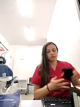 Snapshot of Madisson-04_ chatting on September 29, 2025, 7:30 pm Madisson-04 online show from September 29, 2025, 7:30 pm