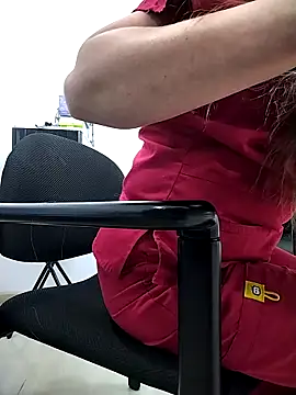 Snapshot of Madisson-04_ chatting on November 29, 2025, 6:19 pm Madisson-04 online show from November 29, 2025, 6:19 pm