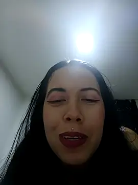 Snapshot of MiaForever1 chatting on November 3, 2025, 11:52 pm MiaForever1 online show from November 3, 2025, 11:52 pm