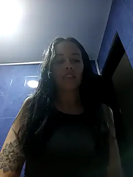 Snapshot of MiaForever1 chatting on October 31, 2025, 1:46 am MiaForever1 online show from October 31, 2025, 1:46 am